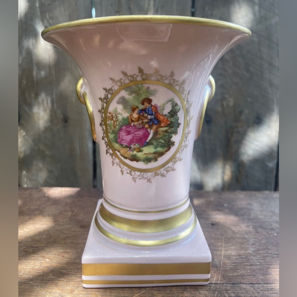 Vintage Blush Pink & Gold Vase Victorian Cottage Shabby Chic Floral Cottagecore - Picture 1 of 6